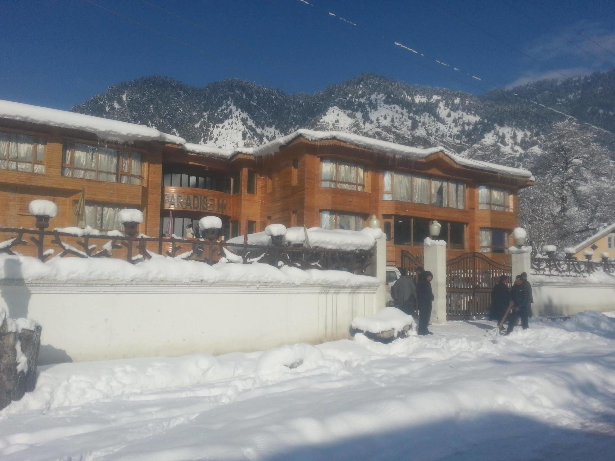 Hotel Paradise Inn Pahalgām Exterior foto